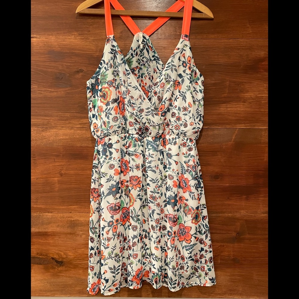 Peppermint Floral Dress Size Large